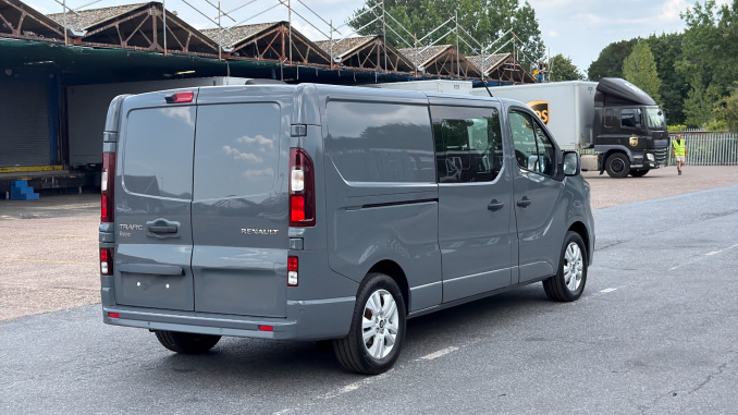 Renault Trafic Lwb Diesel LL30 Blue dCi 150 Extra [Safety] Crew Van - Image 10